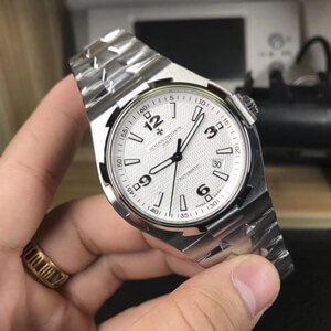 注目度抜群！ ヴァシュロン・コンスタンタンVacheron Constantinコピー オーバーシーズラージサイズ47040/B01A-9093