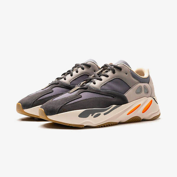 【アディダス】激レア ☆ 入手困難 超限定 Yeezy Wave Runner 700コピー OG  FV9922