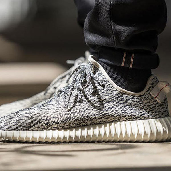 アディダスYeezy Boost 350 Turtledove イージーブースト350コピー AQ4832