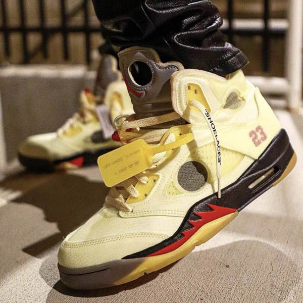 ナイキ× Off-White 偽物 / Air Jordan5 Sail エアジョーダン5 セイル