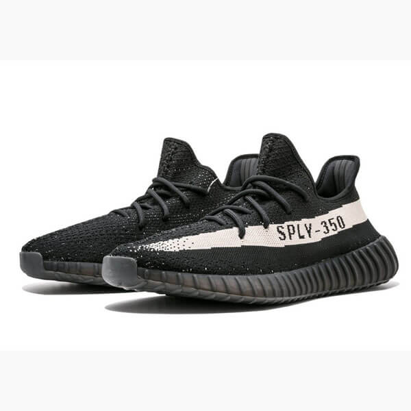 アディダスイージー Yeezy Boost 350 V2コピー Core Black White BY1604