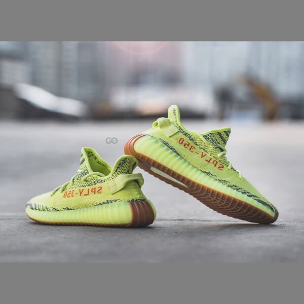 超限定♪ YEEZY BOOST 350 V2 Semi Frozen イエロー コピーB37572